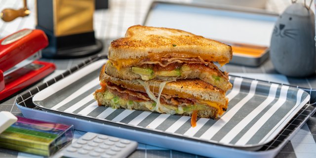 Grilled Bacon, Avocado & Cheese Sandwich