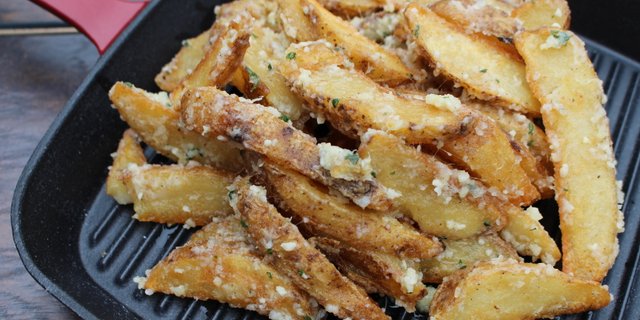 Garlic-Parmesan Fries