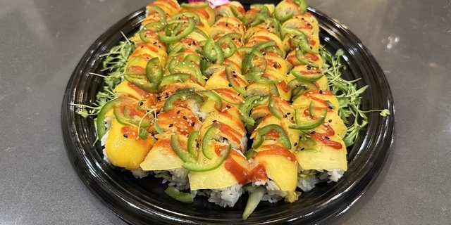 40-Piece Urban Myth Small Platter