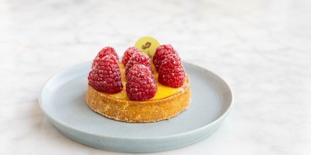 Passion-Mango Raspberry Tart