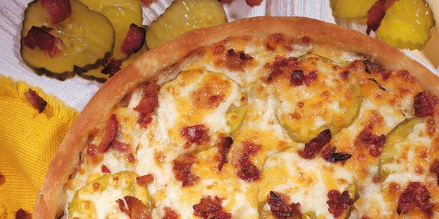 Large Original Bacon Cheeseburger Pizza