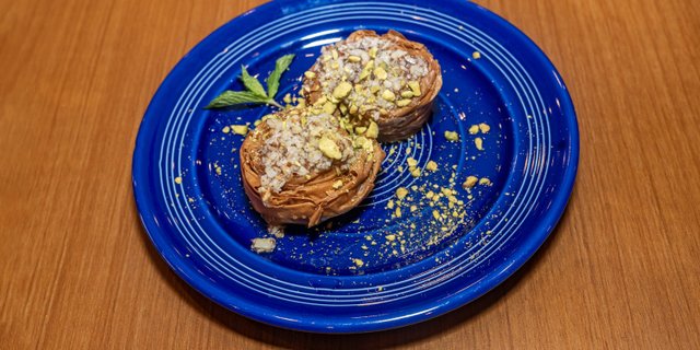 Knafeh