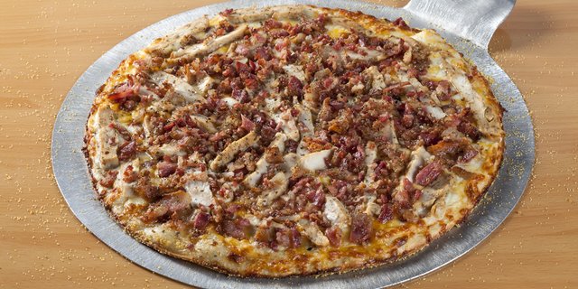 Chicken Cheddar Bacon Ranch Pizza