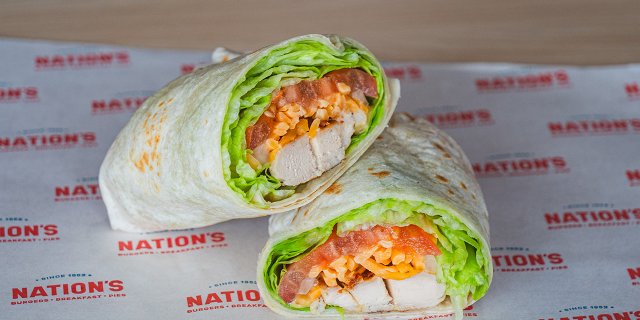 Grilled Chicken Wrap W/ Chips