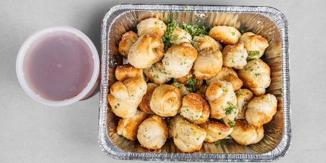 Garlic Knots