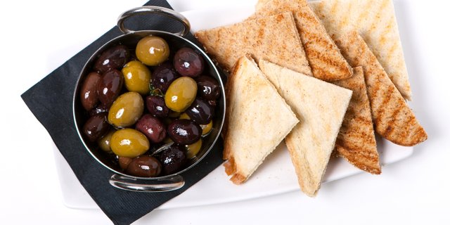Artisan Olives
