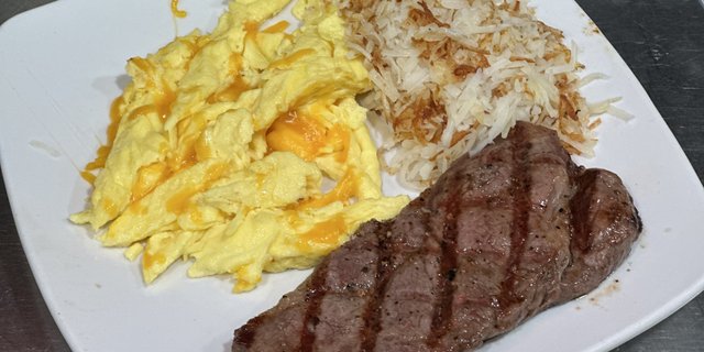Steak & Eggs Box
