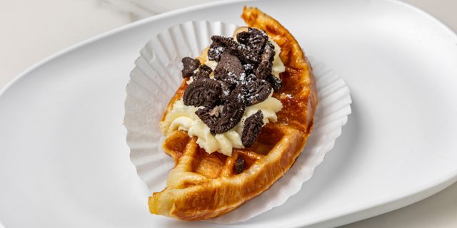Oreo Croffles