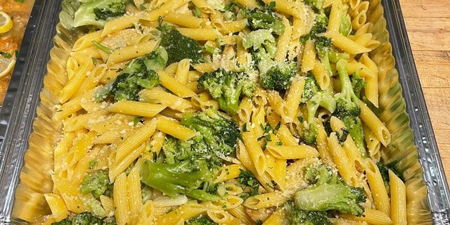 Pasta w/ Garlic & Oil