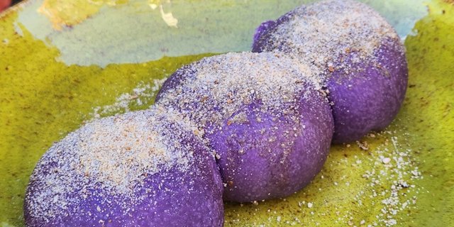 Ube Cream Cheese Pan De Sal