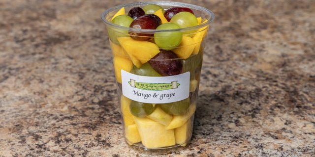 Mix Mango & Grape Cup