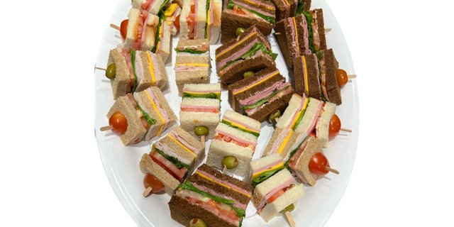 Finger Sandwich