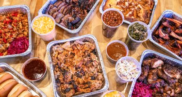 Ray Ray's Hog Pit