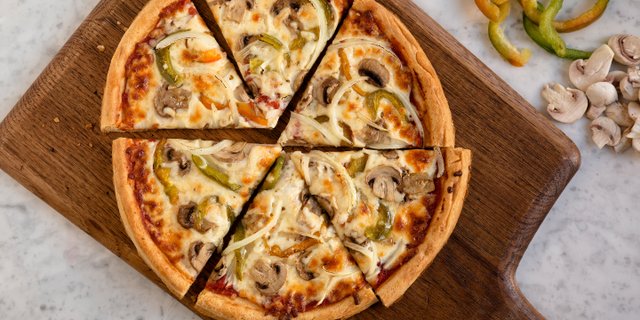 Gluten-Free Veggie Pizza