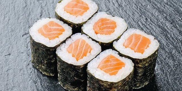 Salmon Roll