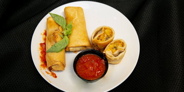 Santa Fe Egg Rolls