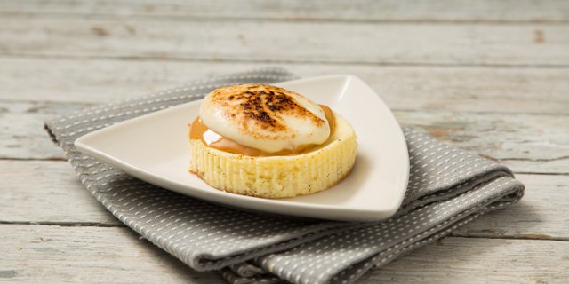 Individual Vanilla Bean Cheesecake