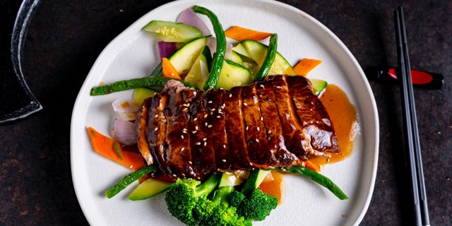 Grilled Steak Teriyaki Tray