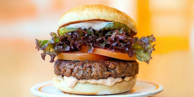 Beyond Burger Boxed Lunch