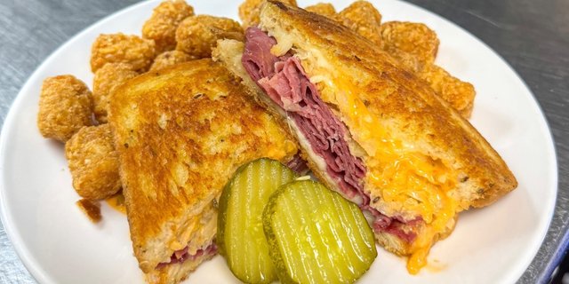 Reuben Sandwich Boxed Lunch