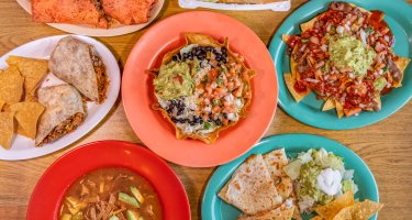 Una Mas Mexican Grill