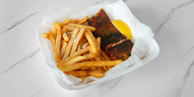 Grilled Salmon Fillet Dinner