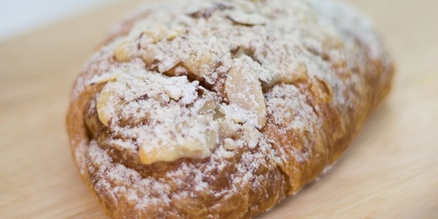 Almond Croissant