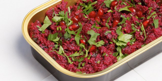 Beet Pkhali