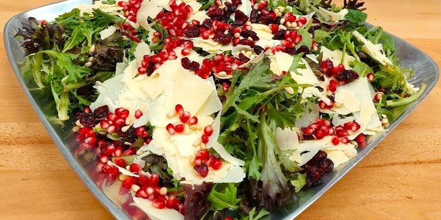 Magna Graecia Spring Greens Salad
