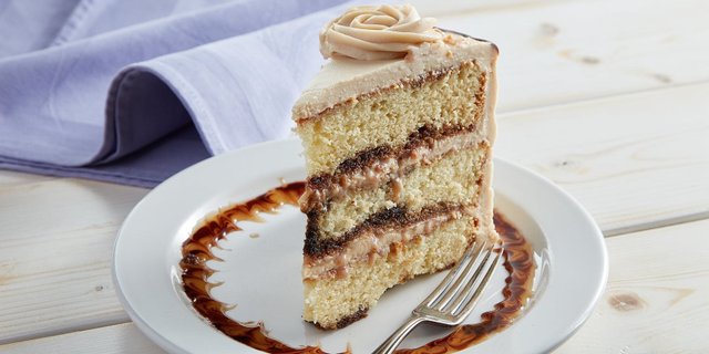 Toffee-licious Cake Slice