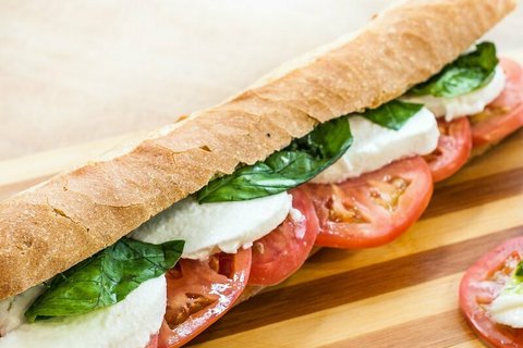 Capri Sandwich