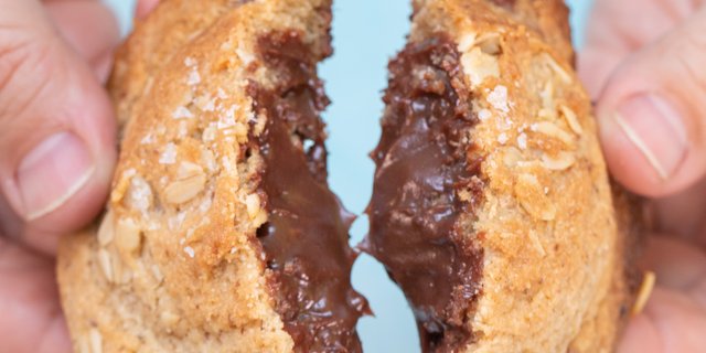 Oatmeal Peanut Butter & Sea Salt LavaCookie