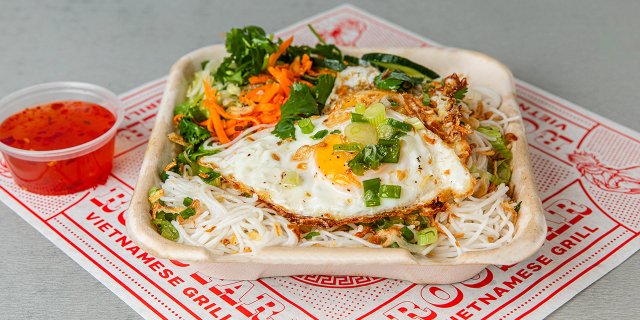 Fried Egg Noodles Boxed Lunch