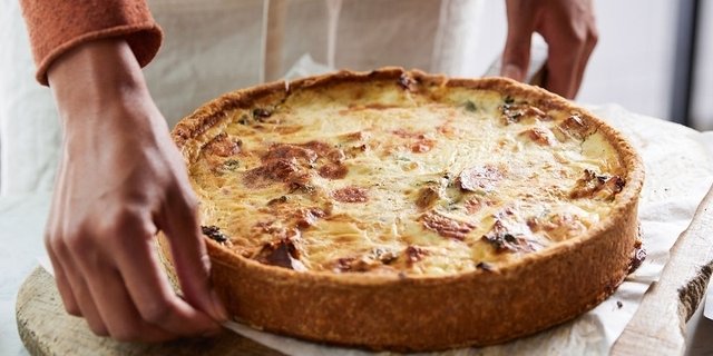 Leek, Potato & Spinach Quiche