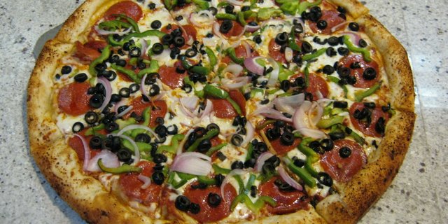Gluten-Free Traditional Pizza