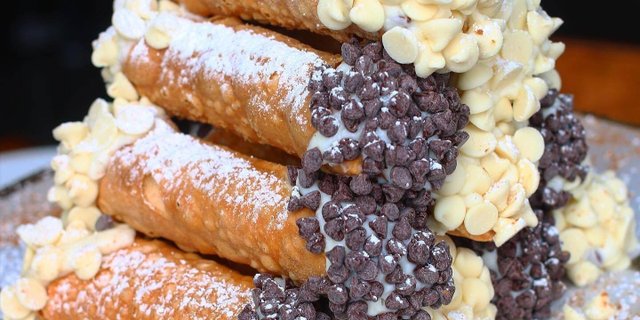 Cannoli