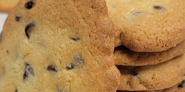 Assorted Jumbo Chocolate Chip Cookie Tray