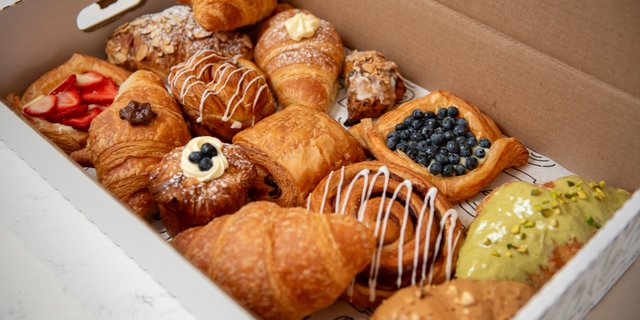 Morning Pastry Box