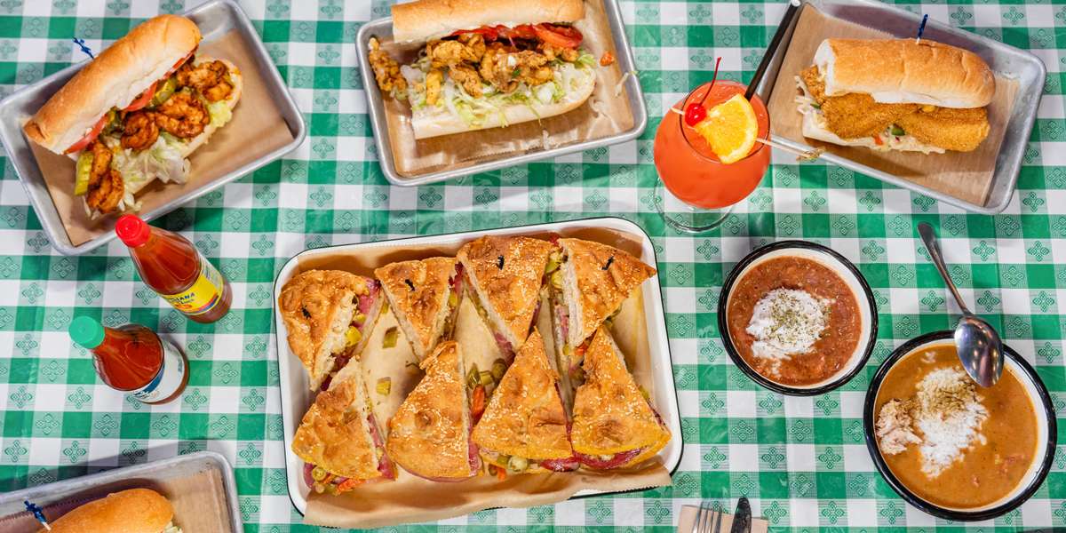 Daisy's Po- Boy and Tavern