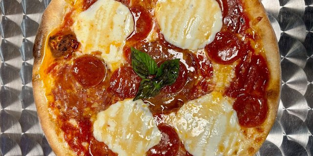 Pizza Julia