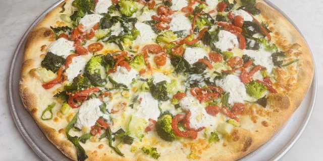 Primavera (White) Pizza