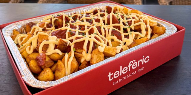 Patatas Bravas Tray
