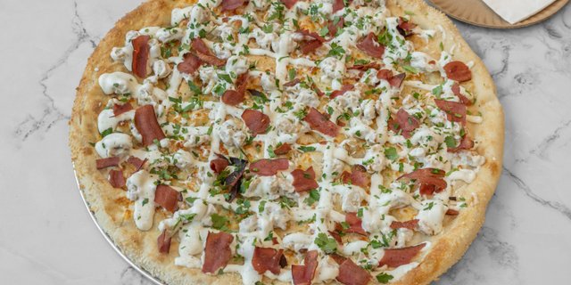 Chicken, Bacon, Ranch Pizza