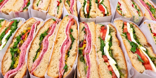 Point Eat Favorites Sandwich Box