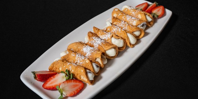 Cannoli Tray