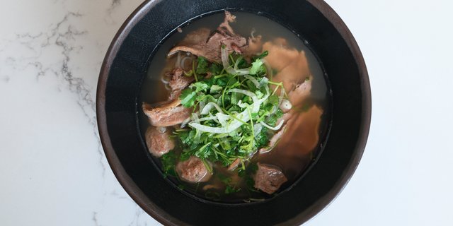 Pho Dac Biet Combination Beef Soup