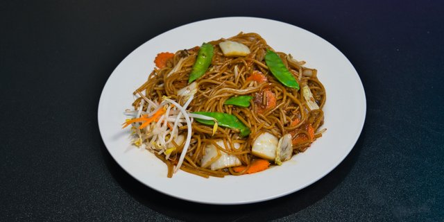 Vegetable Lo Mein