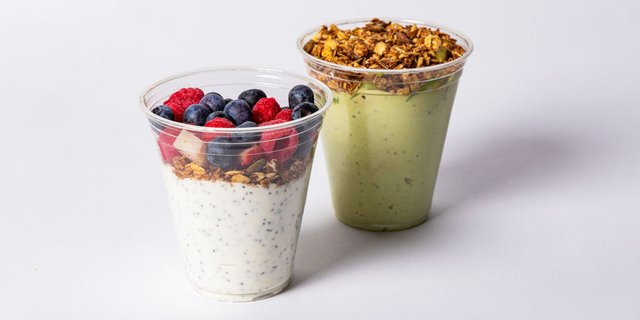 Yogurt & Berries Parfait Cups