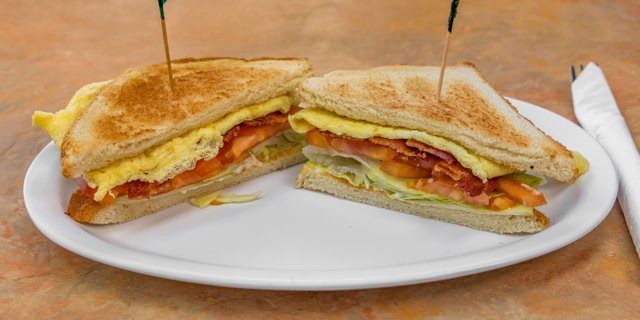 Bacon & Egg Sandwich