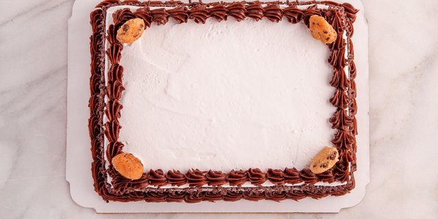 Chocolate Chip Cookie Dough Ice Cream Cake